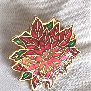 Cloisonne Pin Brooch Detailed Enameled Brass Poinsettia Vintage Christmas